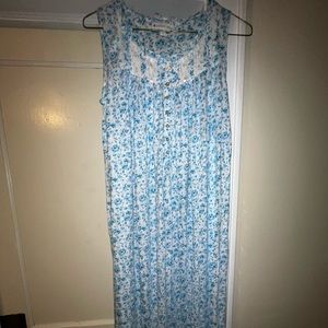 Eileen West Long Blue/White Cotton Sleeveless Gown